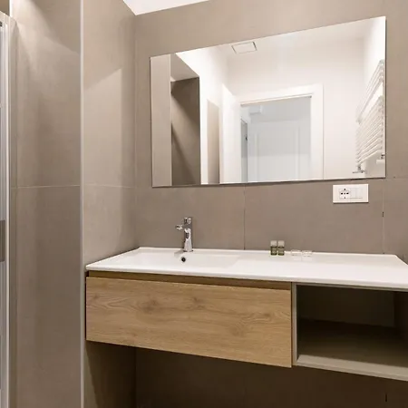 Le Dodici Porte - Porta Galliera 2 By District Apartment