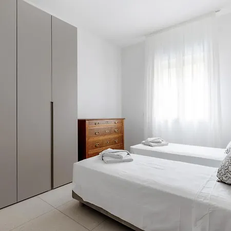 Apartment Le Dodici Porte - Porta Galliera 2 By District Bologna