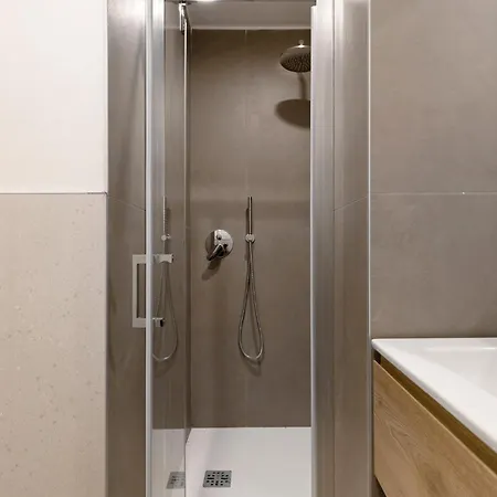 Le Dodici Porte - Porta Galliera 2 By District Apartment