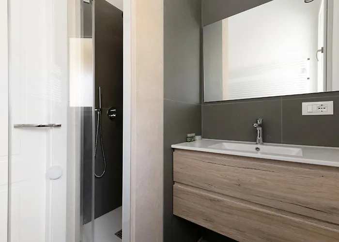 아파트 Le Dodici Porte - Porta Galliera 2 By District